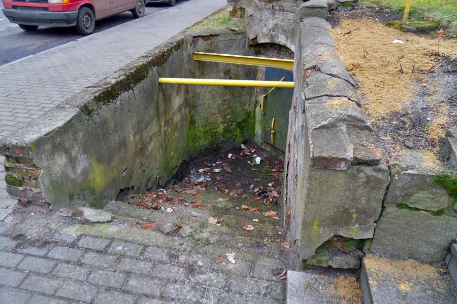 Uwaga! Wystąpił problem z ładowaniem zdjęcia. Tutaj powinno pojawić się: Zdjęcie nr.3 Zdjęcia - remont wejścia.